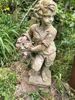 Tuinbeeld Jongen met Bloemen - Steen, Ophalen, Gebruikt, Steen, Mensenbeeld