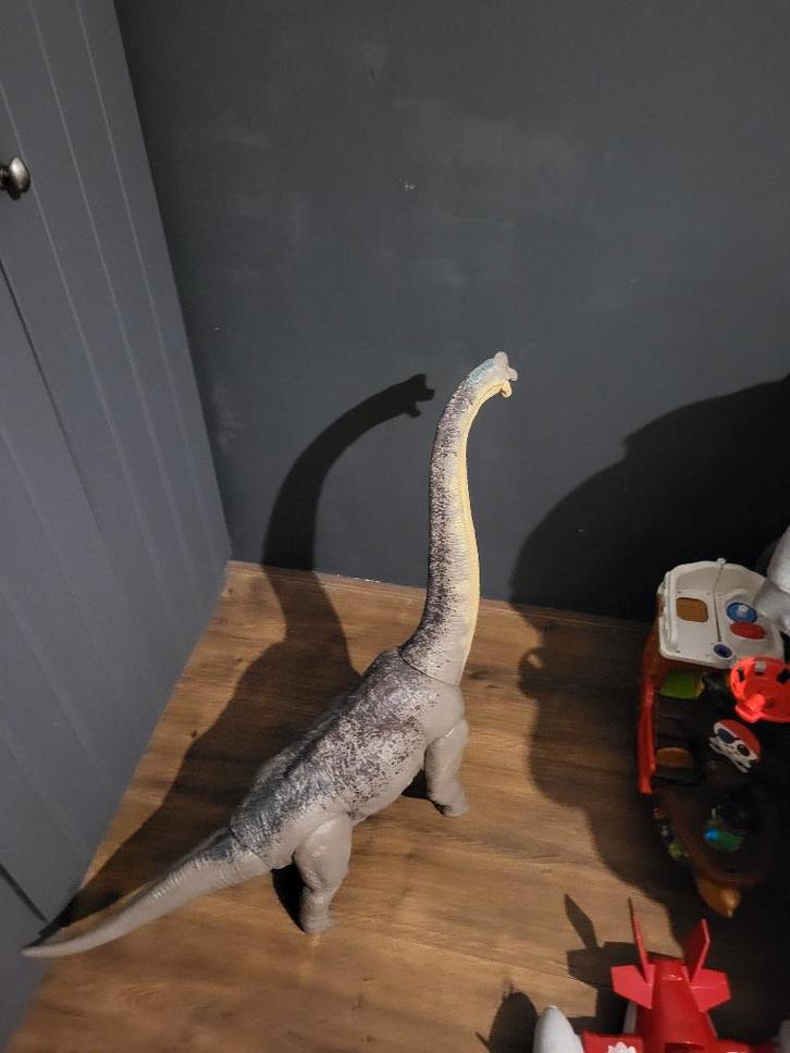 Jurassic World Brachiosaurus, Kinderen en Baby's, Speelgoed | Actiefiguren, Zo goed als nieuw, Ophalen