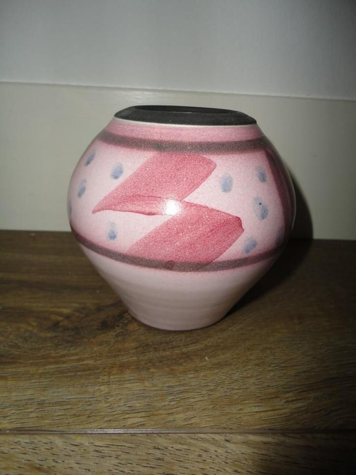 Vintage Handgemaakt Keramische Vaasje Vanuit Australië, Antiek en Kunst, Antiek | Keramiek en Aardewerk, Ophalen of Verzenden