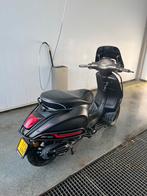 Vespa sprint iget 2021 brom, Fietsen en Brommers, Scooters | Vespa, Ophalen, Gebruikt, Maximaal 45 km/u, Vespa S