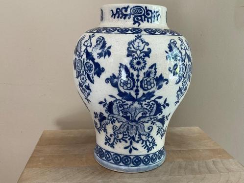 Antieke blauw/witte vaas Petrus Regout floraal decor ca 1900, Antiek en Kunst, Antiek | Porselein, Verzenden