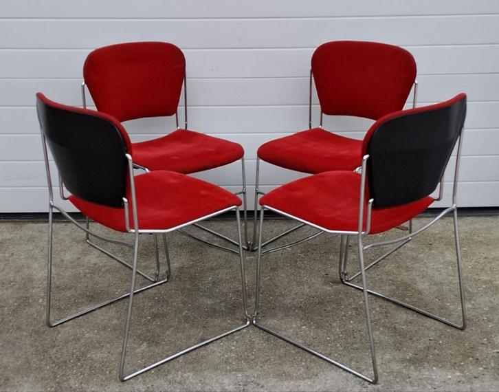 48 x Perry USA stackchairs buisframe design stoelen Vintage, Huis en Inrichting, Stoelen, Zo goed als nieuw, Vijf, Zes of meer stoelen