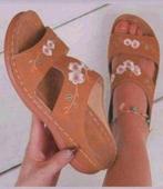 Nieuwe sandalen maat 36. Binnenzool 22.5 cm, Bruin, Nieuw, Sandalen of Muiltjes, Ophalen of Verzenden