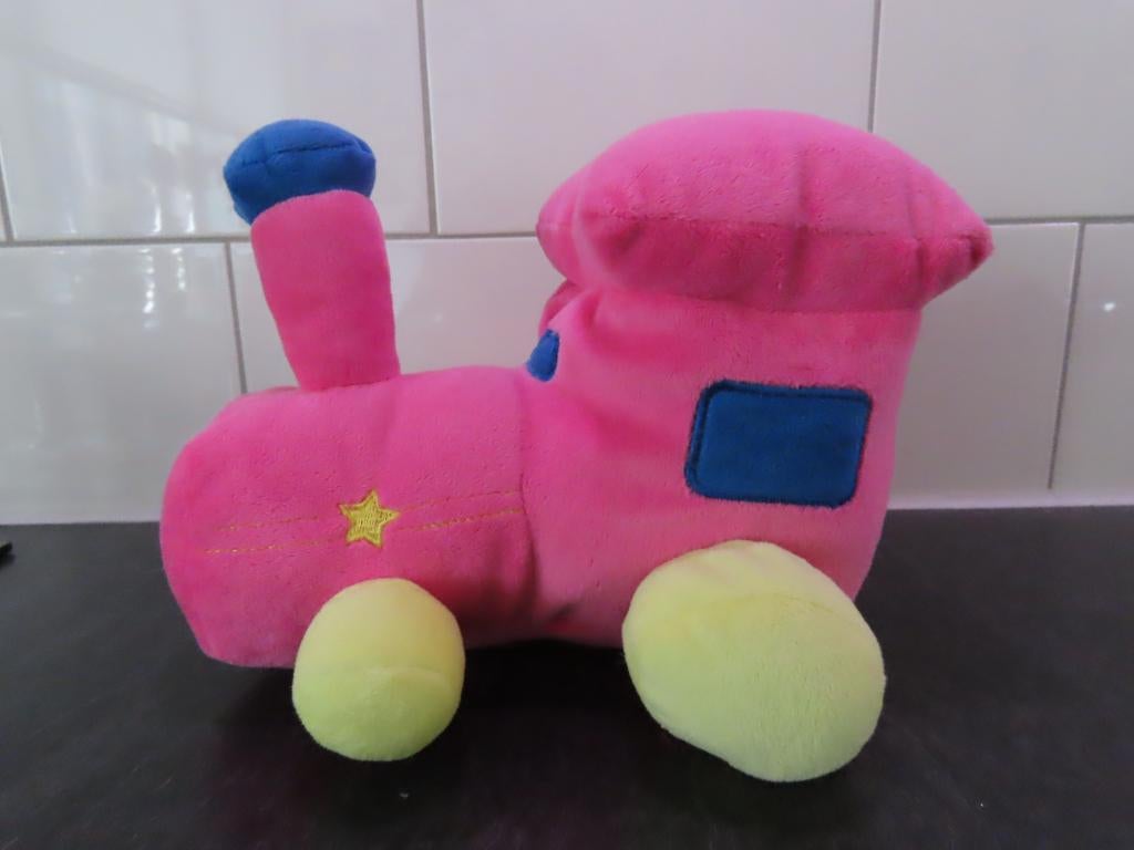 Knuffeltrein, roze en zacht met geluid, Ophalen, Zo goed als nieuw, Overige typen, Met geluid