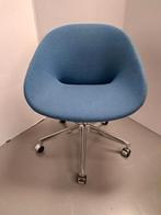 Artifort kuipstoel, blauw,Chrome, hoogte verstelbaar, Huis en Inrichting, Fauteuils, Ophalen, Zo goed als nieuw, 75 tot 100 cm