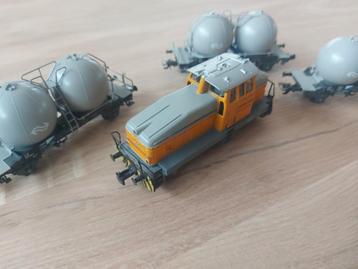 4 dlg Märklin NSset DHG 550+3 bollencementwagens artnr 28452 beschikbaar voor biedingen