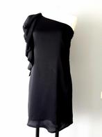 Chique zwart satijnen asymmetrische jurk met 1 mouw mt 36, Kleding | Dames, Jurken, Ophalen of Verzenden, Zo goed als nieuw, Maat 36 (S)