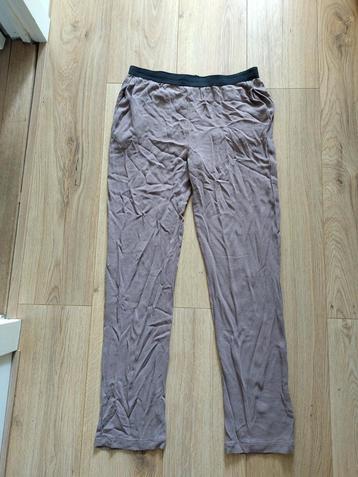Broek American Vintage maat L beschikbaar voor biedingen