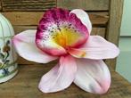 Partij nieuwe kunstbloemen paars versiering flowerwall, Binnen, 3811 JM, Info@rodebeagle.nl, Rode Beagle Kunstbloemen