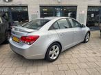 Chevrolet Cruze 1.8 LT Nieuwe apk Weinig KM Distributie VV, Auto's, Chevrolet, 15 km/l, Gebruikt, 142 pk, 4 cilinders