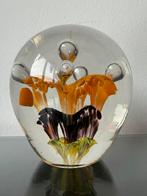 Prachtige Murano glazen bol met bloem, Antiek en Kunst, Antiek | Glas en Kristal, Ophalen of Verzenden