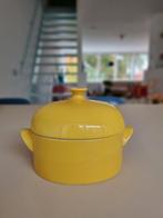 Gele schaal/pot met deksel Birger Kaipiainen Arabia Finland., Ophalen of Verzenden