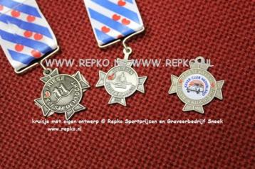 Elfstedentocht kruisje 11 stedentocht medaille (NIEUW)