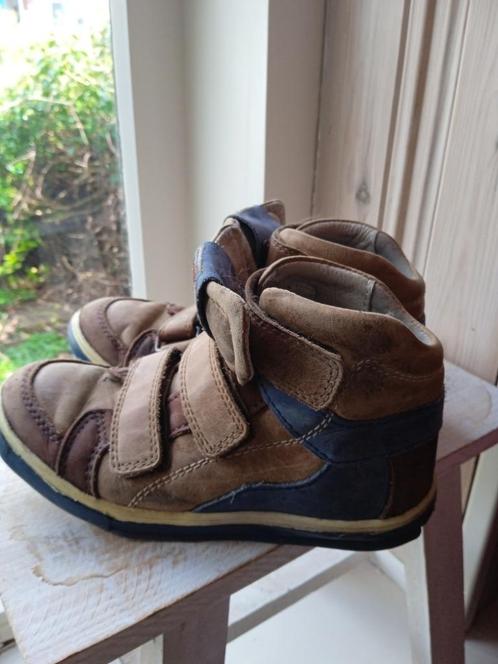 Hoge schoenen  ~ schoentjes Bunnies Jeugd Trackstyle maat 30, Kinderen en Baby's, Kinderkleding | Schoenen en Sokken, Gebruikt