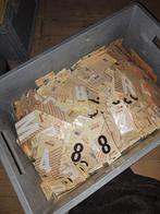 2 kisten vol met pick-up stikkers honderden, Ophalen