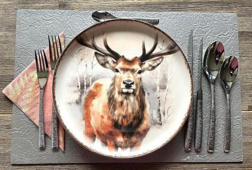 2x nieuwe set 18-delig servies met mooie hertenprint, Huis en Inrichting, Keuken | Servies, Nieuw, Compleet servies, Overige stijlen