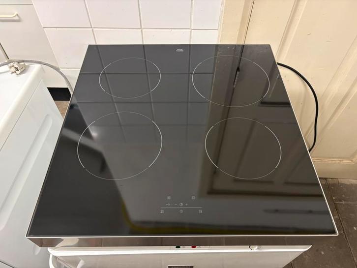 Vrijstaand Inductie Kookplaat ETNA - 1 Fase Normale Stekker, Witgoed en Apparatuur, Kookplaten, Gebruikt, Vrijstaand, Inductie