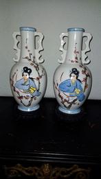 Twee Chinese vazen gemerkt met standaard, Antiek en Kunst, Antiek | Vazen, Ophalen of Verzenden