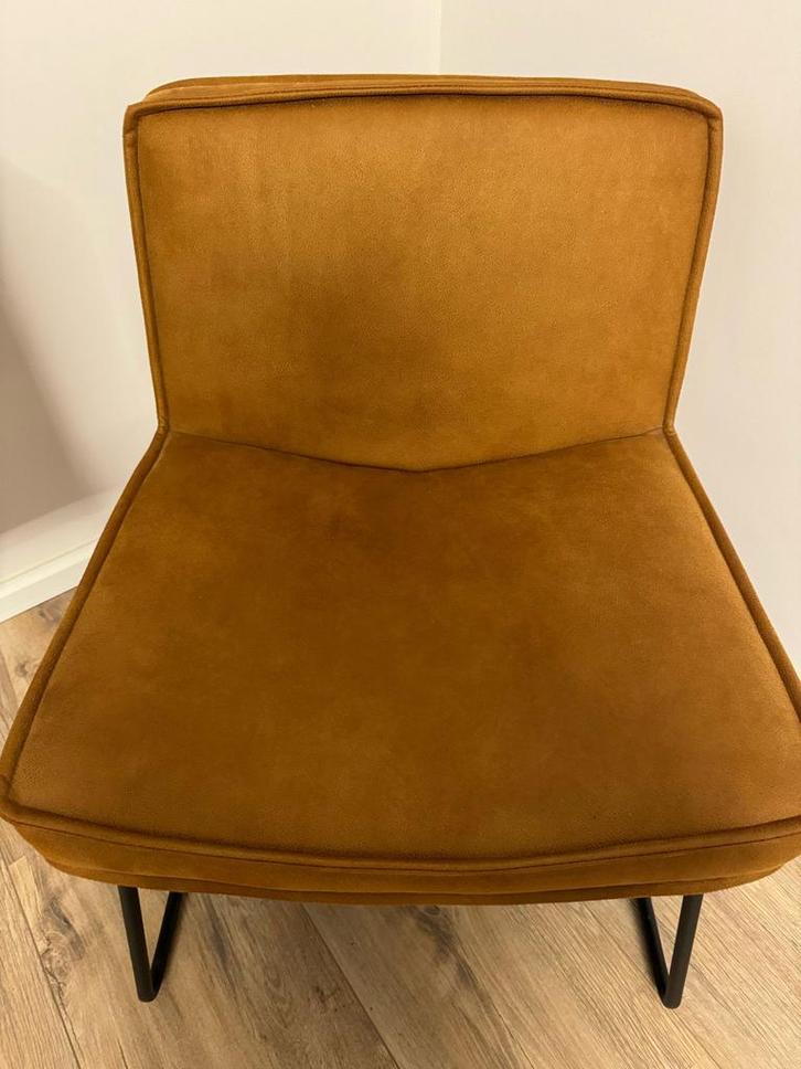 Comfortabele fauteuil, Huis en Inrichting, Stoelen, Zo goed als nieuw, Eén, Metaal, Bruin, Ophalen of Verzenden