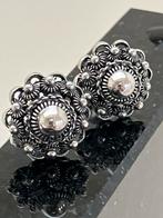 Set oorstekers Zeeuwse knoop, Ophalen of Verzenden, Zo goed als nieuw, Zilver