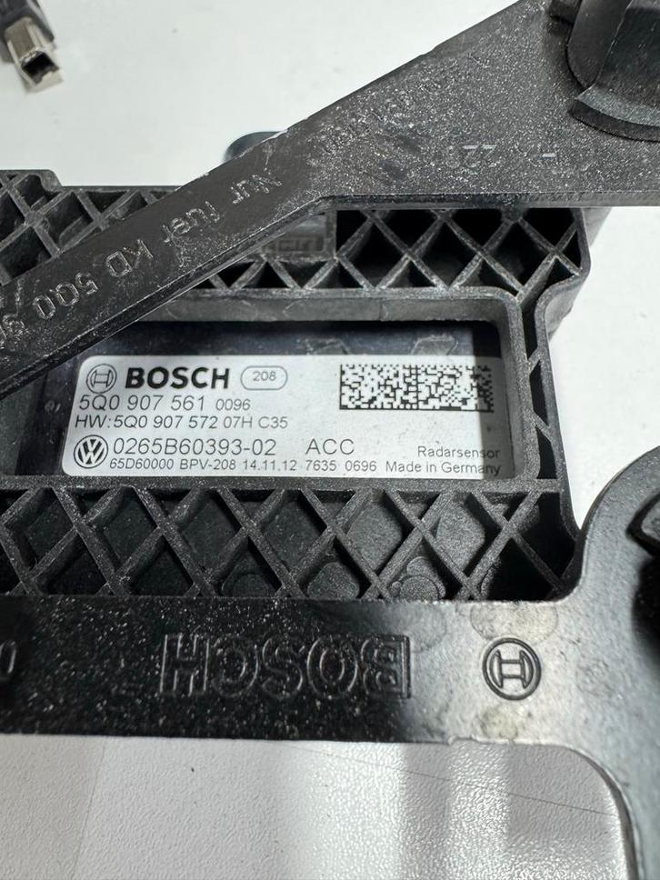 Golf 7 ACC Sensor - Bosch 5Q0907561, Auto-onderdelen, Overige Auto-onderdelen, Volkswagen, Gebruikt, Ophalen of Verzenden