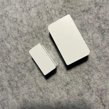 Zigbee Sonoff contact sensor beschikbaar voor biedingen