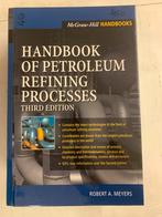 NOV HANDBOOK OF PETROLEUM REFINING PROCESS, Ophalen of Verzenden, Zo goed als nieuw