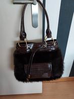 Mooie donker bruine tas met bont, Sieraden, Tassen en Uiterlijk, Tassen | Damestassen, Ophalen of Verzenden, Zo goed als nieuw