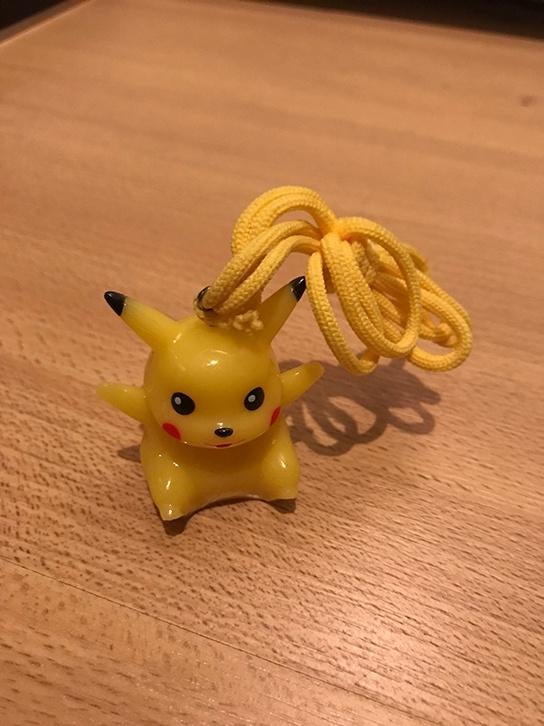 Pikachu poppetje aan ketting, Verzamelen, Poppetjes en Figuurtjes, Ophalen of Verzenden, Zo goed als nieuw