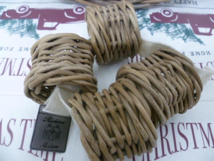 4x Riviera Maison rattan servetringen servet ringen, Huis en Inrichting, Keuken | Servies, Nieuw, Overige typen, Overige stijlen