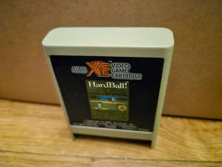 HardBall Atari XL/XE, Spelcomputers en Games, Games | Atari, Zo goed als nieuw, Atari Jaguar, Racen en Vliegen, 1 speler, Vanaf 3 jaar