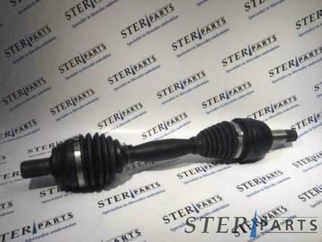 Aandrijfas linksvoor Mercedes-Benz A-klasse W176 beschikbaar voor biedingen