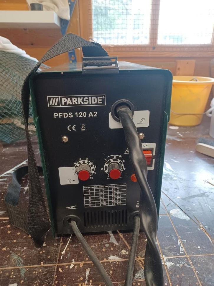 Lasapparaat met gevulde draad., Doe-het-zelf en Verbouw, Gereedschap | Lasapparaten, Nieuw, Minder dan 150 ampère, Ophalen