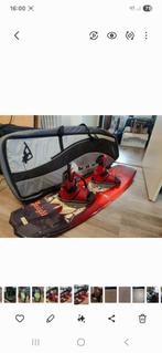 Wakeboard met verstelbare schoenen, Watersport en Boten, Wakeboarden, Ophalen, Gebruikt, Board en Schoenen