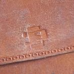 Twee Stempels in Leren Etui Nederlandse Middenstands Bank, Antiek en Kunst, Verzenden