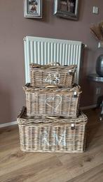 Riviera maison rustic manden set riet landelijk rattan rotan, Huis en Inrichting, Woonaccessoires | Schalen en Manden, Ophalen