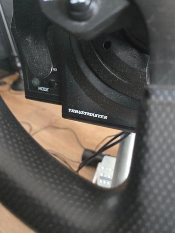 Thrustmaster T300RS met Wheelstand Pro beschikbaar voor biedingen