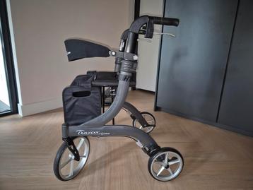 Mooie rollator Travixx zwart/ antraciet  beschikbaar voor biedingen