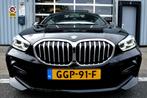 BMW 1-serie 118i High Executive M-Sport LMV18/CAM/NAVI/PANO, Auto's, BMW, 12 maanden, 136 pk, Gebruikt, Zwart