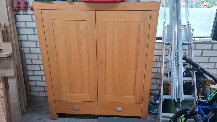 Degelijke blank eiken opbergkast / buffetkast., Huis en Inrichting, Kasten | Buffetkasten, Gebruikt, 150 tot 200 cm, 100 tot 150 cm