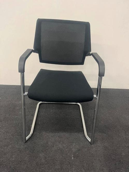 Vergaderstoel opnieuw gestoffeerd netweave zwart /chroom, Huis en Inrichting, Stoelen, Gebruikt, Vijf, Zes of meer stoelen, Zwart