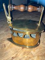 Strijkijzer van geel koper, Antiek en Kunst, Ophalen of Verzenden, Koper