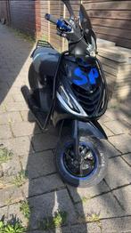 Piaggio Zip FULL OPTION!, Ophalen, Zip, Zo goed als nieuw, Benzine