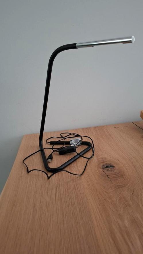 HÅRTE ikea bureau Led lamp zwart., Huis en Inrichting, Lampen | Tafellampen, Zo goed als nieuw, Minder dan 50 cm, Ophalen of Verzenden
