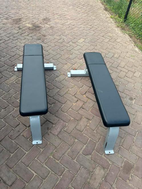 Precor flat bench, Sport en Fitness, Fitnessmaterialen, Ophalen
