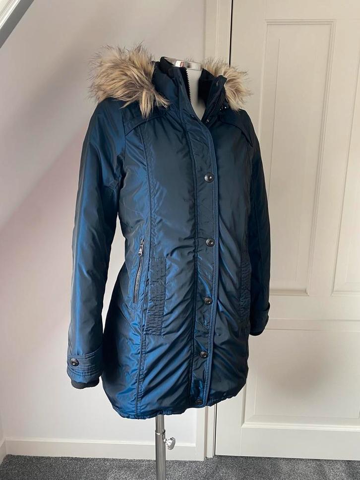 (NIEUW) Prachtige donkerblauwe winterjas van S'Questo mt 36, Kleding | Dames, Jassen | Winter, Nieuw, Maat 36 (S), Blauw, Ophalen of Verzenden