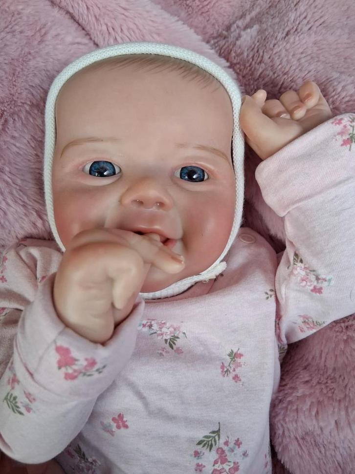 Reborn Baby, Verzamelen, Poppen, Zo goed als nieuw, Babypop, Levensecht of Reborn, Ophalen of Verzenden