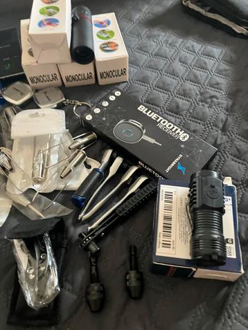 Mini Gereedschap, Telescoopjes, LED Zaklampen & Meer! beschikbaar voor biedingen