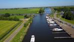 Ligplaatsen Liegeplatz te Water in het Hart van Friesland, Lente, Binnen en Buiten