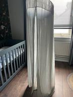Lichtgrijs Hemeltje voor Wiegje inclusief standaard, Kinderen en Baby's, Ophalen, Zo goed als nieuw, Wieg